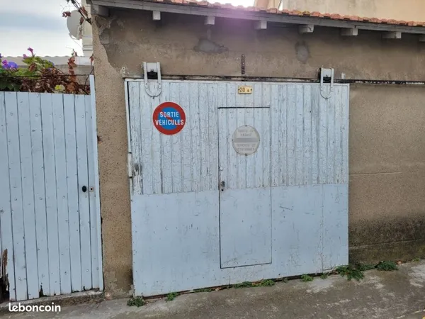 Stationnement Vente Narbonne   54000€