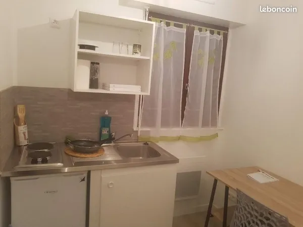 Studette meublée tout compris - Centre Metz Saint-Jacques -