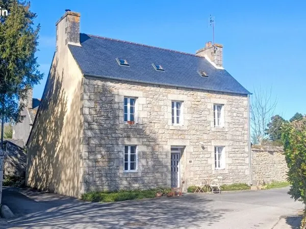4 chambres - 6 pièces - 132 m² - 215 m² de terrain