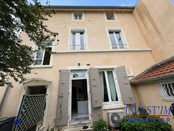 Oullins Pierre Benite 8 pièce(s) 190 m2