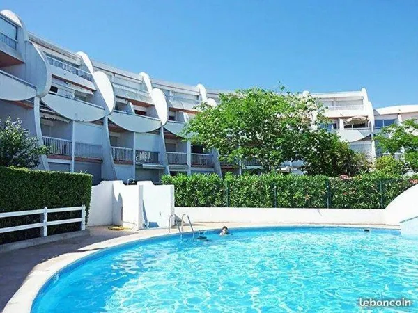 Studio 1 pièce 20 m²