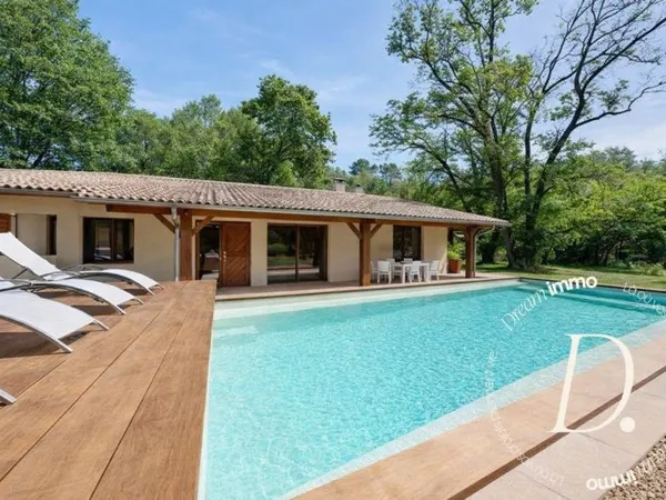 Maison de luxe 5 pièces 200 m²