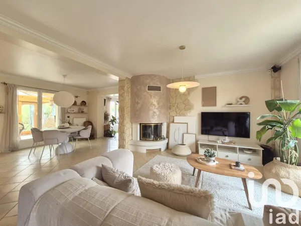 Maison 8 pièces 158 m²