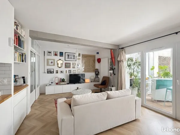 Nantes / Appartement T2 57m² - Terrasse - Parking