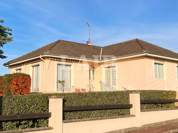 Pavillon de plain-pied - Fresnay sur Sarthe.