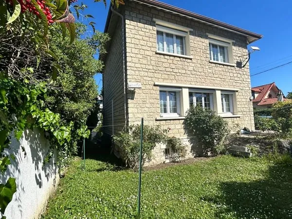 Maison 6 pièces 138 m²