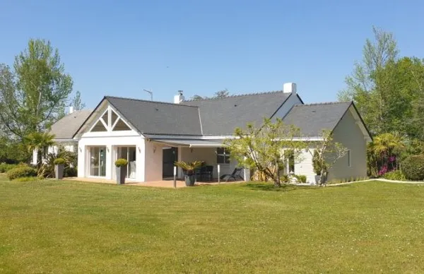 Maison 9 pièces 217 m²