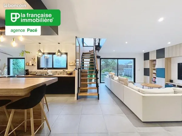 Maison 8 pièces 232 m²