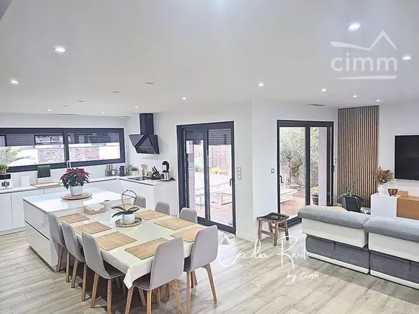 Villa contemporaine T5 avec piscine