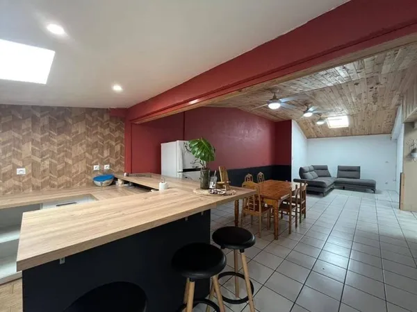 Villa 5 pièces 151 m²