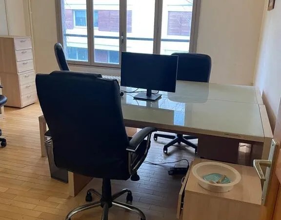 Bureaux/Locaux professionnels 32 m²