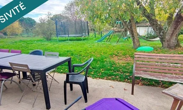 Espace et tranquillité pour cette maison familiale!