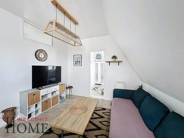 LEVALLOIS-APPARTEMENT DERNIER ETAGE