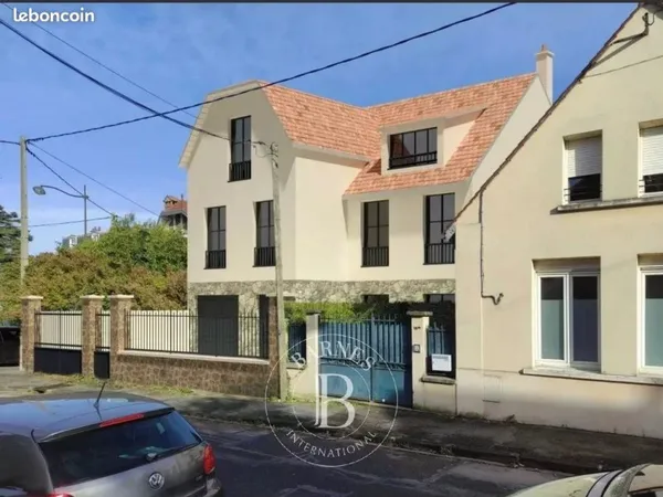 Terrain 285 m² Le Chesnay