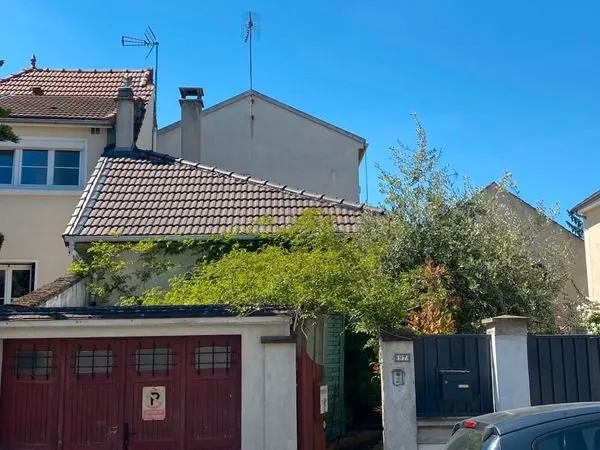 Maison 6 pièces 148.95 m² Centre-Ville -NEUILLY PLAISSANCE