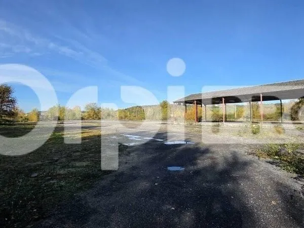 Terrain constructible 9200 m²