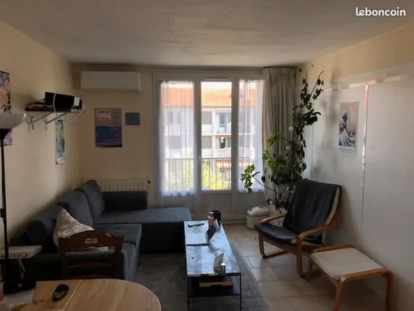 Chambre meublée colocation Lyon 8