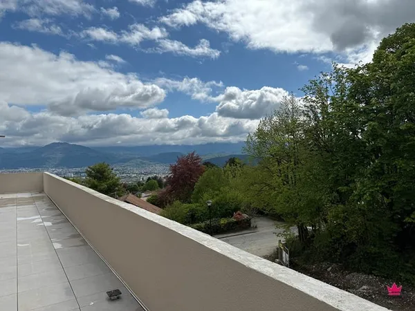 Appartement Seyssins 4 pièce(s) 112 m2