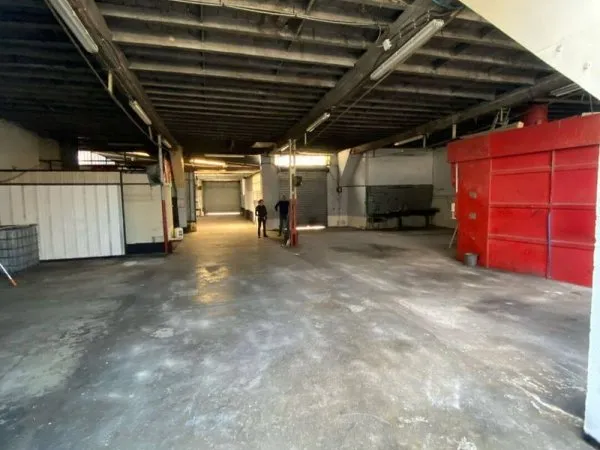 Parking 600 m²