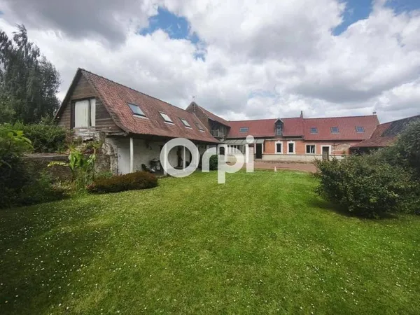 Maison 11 pièces 220 m²