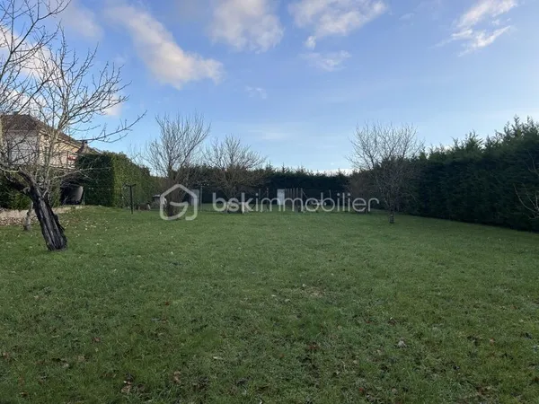Terrain 2173 m²