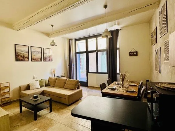 Appartement T2 • 63m' • Rez de chaussée • Centre vile