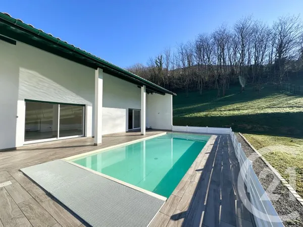 Maison 4 pièces 204 m²