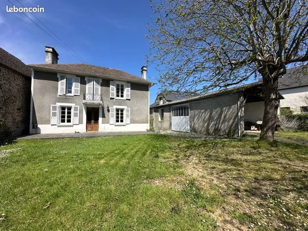 Lagos : vente maison T5 sur 1085 m2
