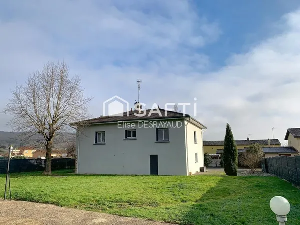 Grande maison de 167m² sur un terrain arboré de 1407m²