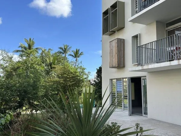 Boutique 77 m²