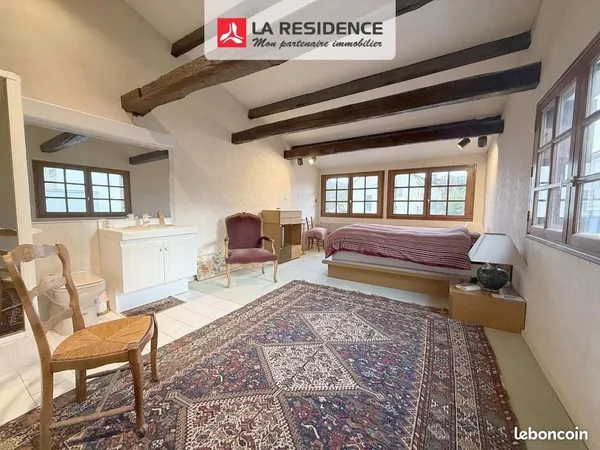 Maison 5 pièces 143 m²