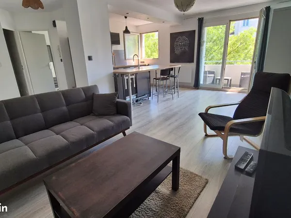 Appartement meublé T2 de 48m2 + parking