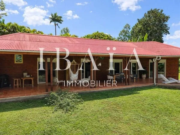 Maison 6 pièces 165 m²