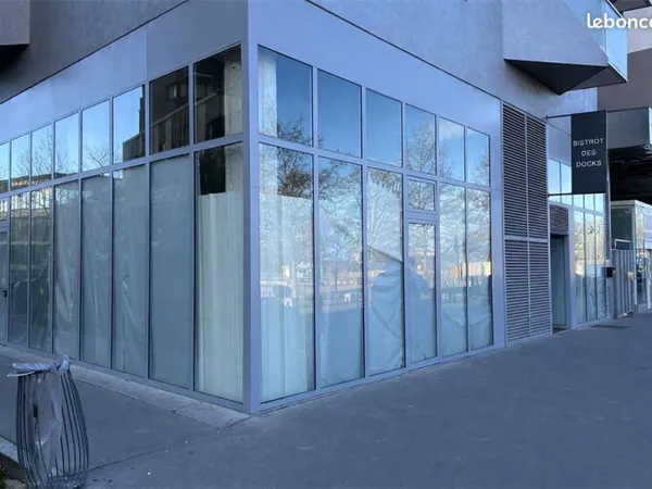 Boutique 120 m² ST OUEN