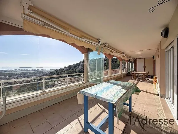 Appartement 4 pièces 104 m²