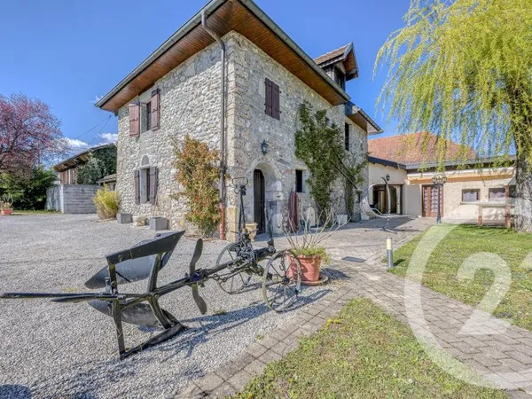 Maison 7 pièces 178 m²