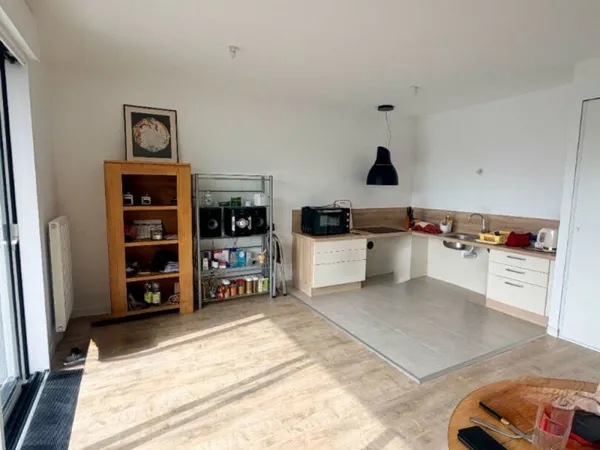 EXCLUSIVITÉ : T3 PMR 70 M² - RÉSIDENCE 2024 - STATIONNEMENT - BALCON - PROCHE GARE