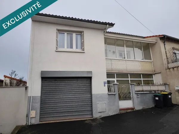 Maison 5 pièces avec garages et dépendance