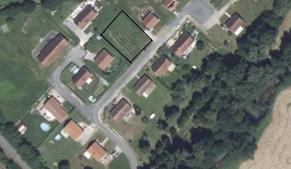 Terrain 726 m²