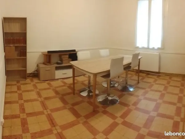 Maison de village à CAUDIES . 100 m² . 6 pièces