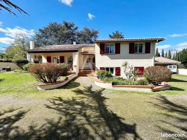 Maison 6 pièces 182 m²