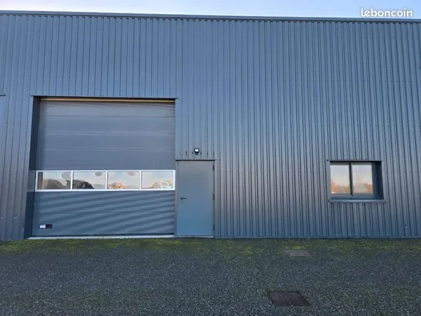 Local de 150 M2 Loupiac-de-la-Réole