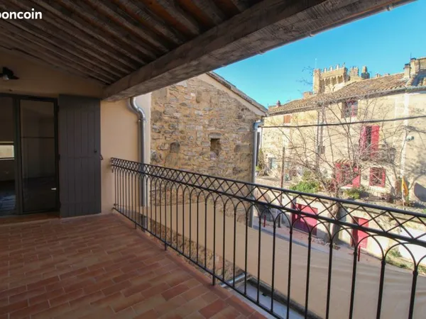Appartement entièrement rénové