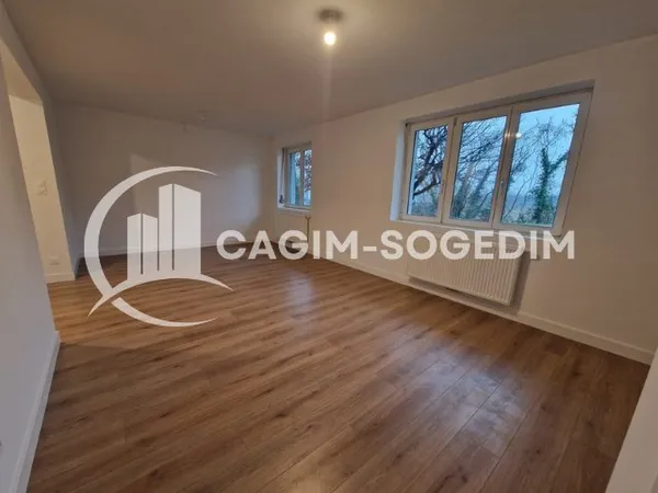 F3 entièrement rénové avec loggia et cave