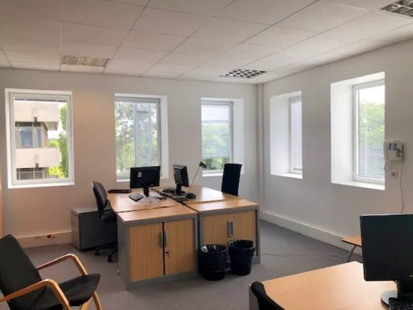 Bureaux 442 m²