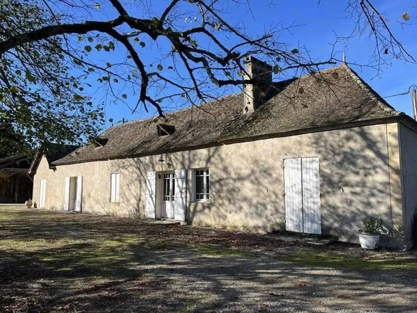Maison 9 pièces 204 m²