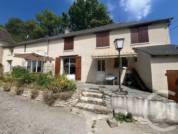 Maison 7 pièces 274 m²
