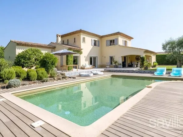 Superbe villa au calme absolu