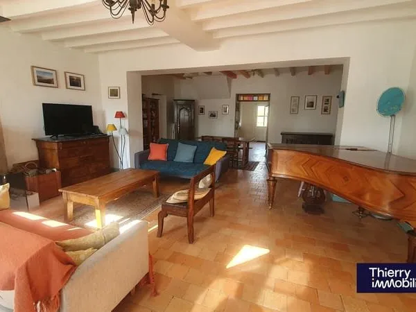 Maison - 10 pièces - 300m² - Loire Authion