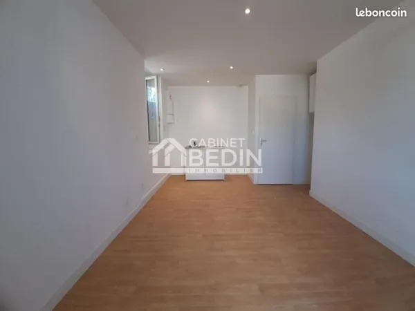 Local 28 m²